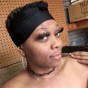 Meet your Posher, Shatarra